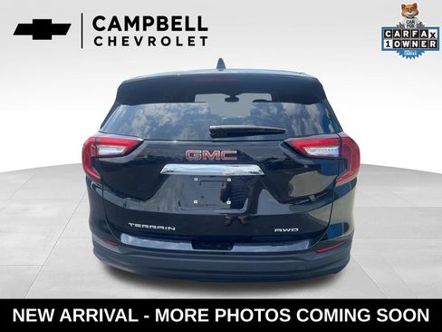 Used 2024 GMC Terrain SLE AWD/4WD image 4