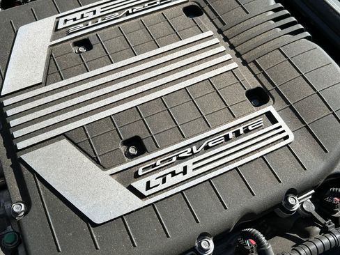 Used 2016 Chevrolet Corvette Z06 w/ 3LZ Preferred Equipment Group image 20