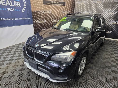 Used 2015 BMW X1 sDrive28i RWD image 2