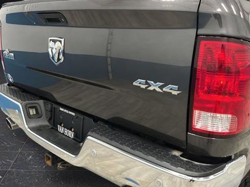 Used 2017 RAM 1500 Big Horn AWD/4WD image 34