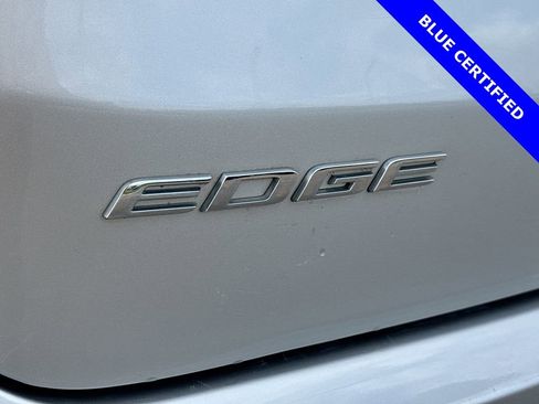 Certified 2019 Ford Edge SEL w/ Equipment Group 201A AWD/4WD image 21