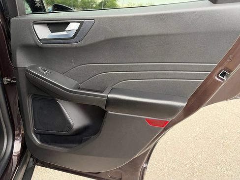 Used 2023 Ford Escape ST-Line w/ Tech Pack #1 FWD image 29