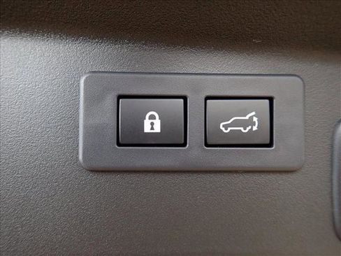 New 2026 Subaru Outback Touring XT image 9