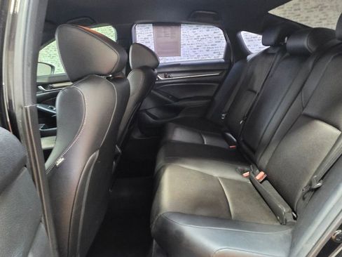 Used 2020 Honda Accord Sport image 11