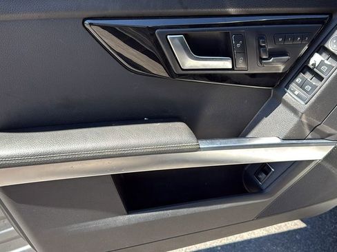 Used 2015 Mercedes-Benz GLK 350 4MATIC image 24