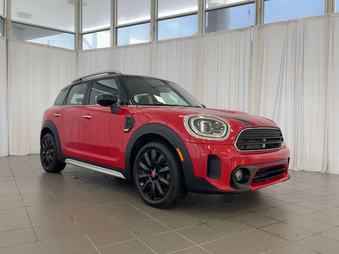 Used 2022 MINI Cooper Countryman Oxford Edition image 7