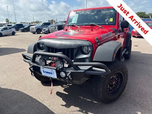 Used 2018 Jeep Wrangler Unlimited Sport S AWD/4WD image 3