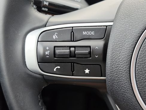 Used 2025 Kia Sportage EX w/ Premium Package FWD image 14