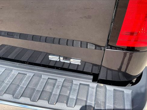 Used 2014 GMC Sierra 1500 SLE w/ SLE Value Package RWD image 9
