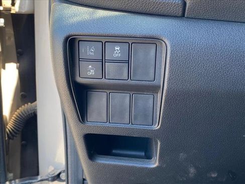 Used 2018 Honda CR-V EX image 11