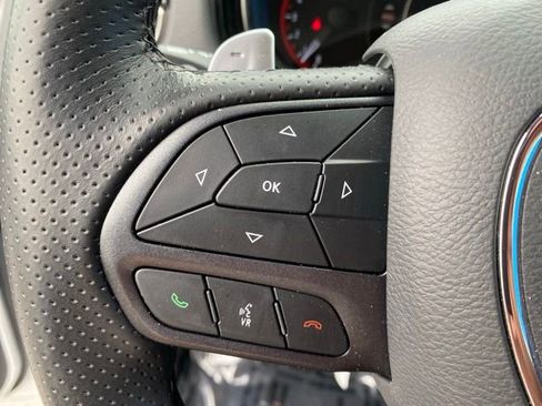 Used 2025 Dodge Durango GT AWD/4WD image 18