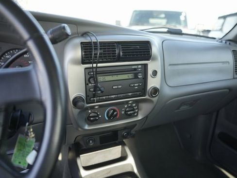 Used 2011 Ford Ranger XLT image 27