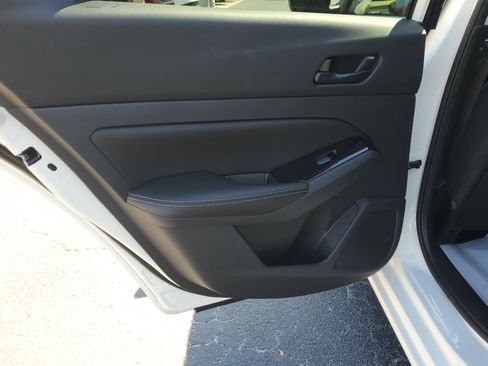 Certified 2023 Nissan Altima 2.5 SV image 11