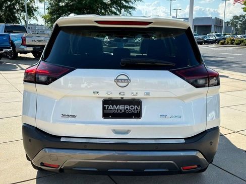 Used 2023 Nissan Rogue SL w/ SL Premium Package AWD/4WD image 3