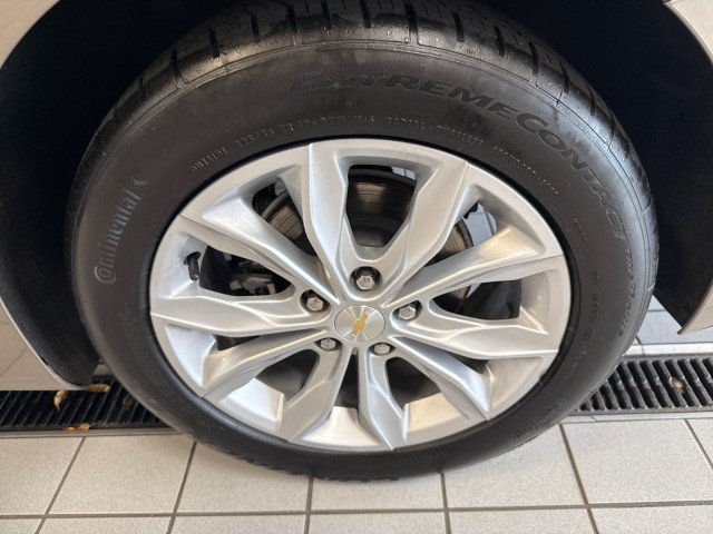 Used 2025 Chevrolet Malibu LT FWD image 11