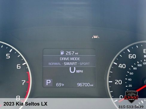 Used 2023 Kia Seltos LX AWD/4WD image 23