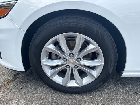 Used 2023 Chevrolet Malibu LT FWD image 30