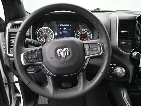 Used 2025 RAM 1500 Laramie AWD/4WD image 14