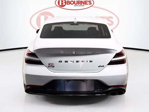 Used 2022 Genesis G70 2.0T image 9