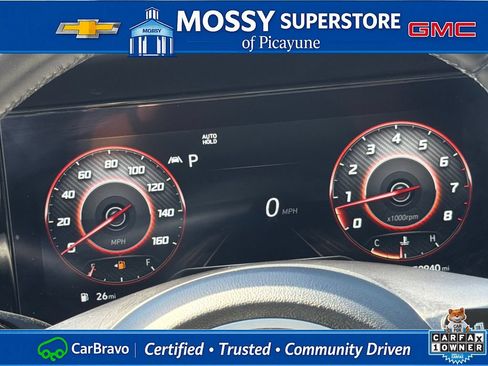 Used 2023 Hyundai Elantra Limited w/ Preferred Accessory Package FWD image 19