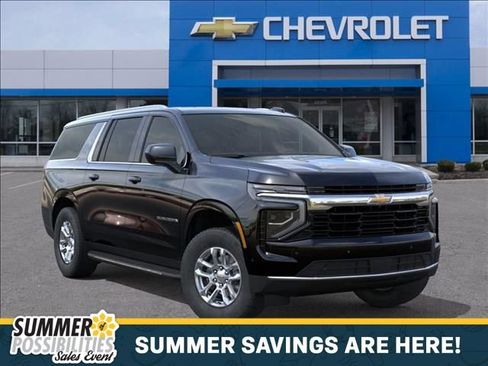 New 2026 Chevrolet Suburban LS w/ Max Trailering Package AWD/4WD image 7