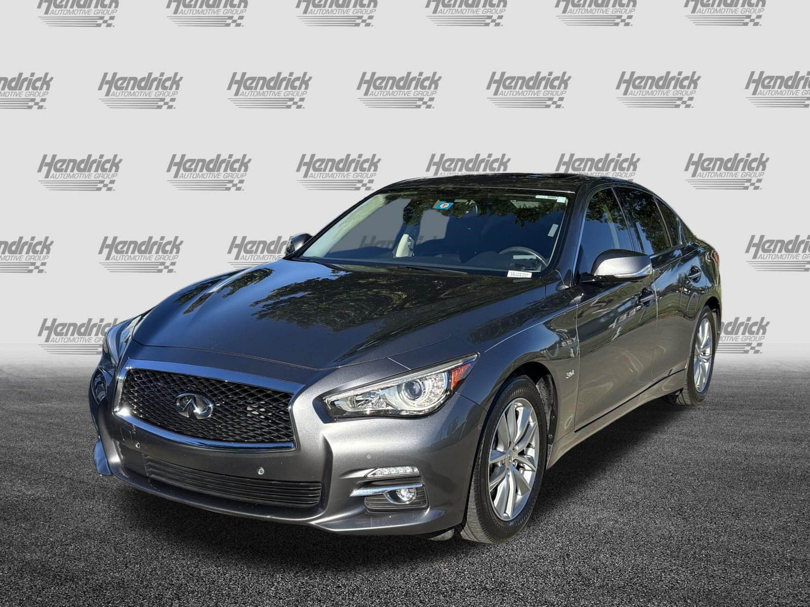 Used 2016 INFINITI Q50 3.0t Premium w/ Driver Assistance Package RWD image 6