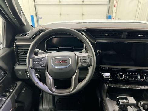 Used 2025 GMC Sierra 1500 AT4 AWD/4WD image 11