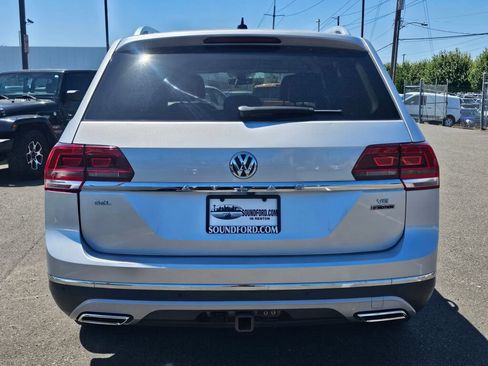 Used 2018 Volkswagen Atlas SEL AWD/4WD image 4