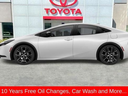 New 2026 Toyota Prius XLE FWD image 16