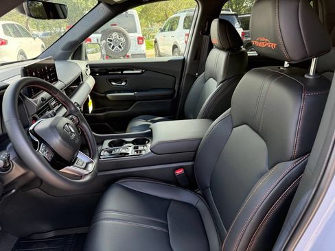 Certified 2026 Honda Pilot TrailSport image 14