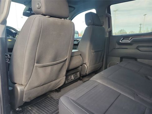 Used 2023 Chevrolet Silverado 1500 LT image 13