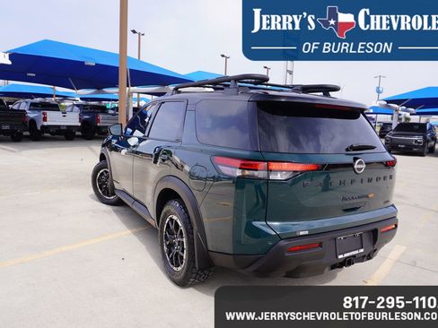 Used 2025 Nissan Pathfinder Rock Creek image 4