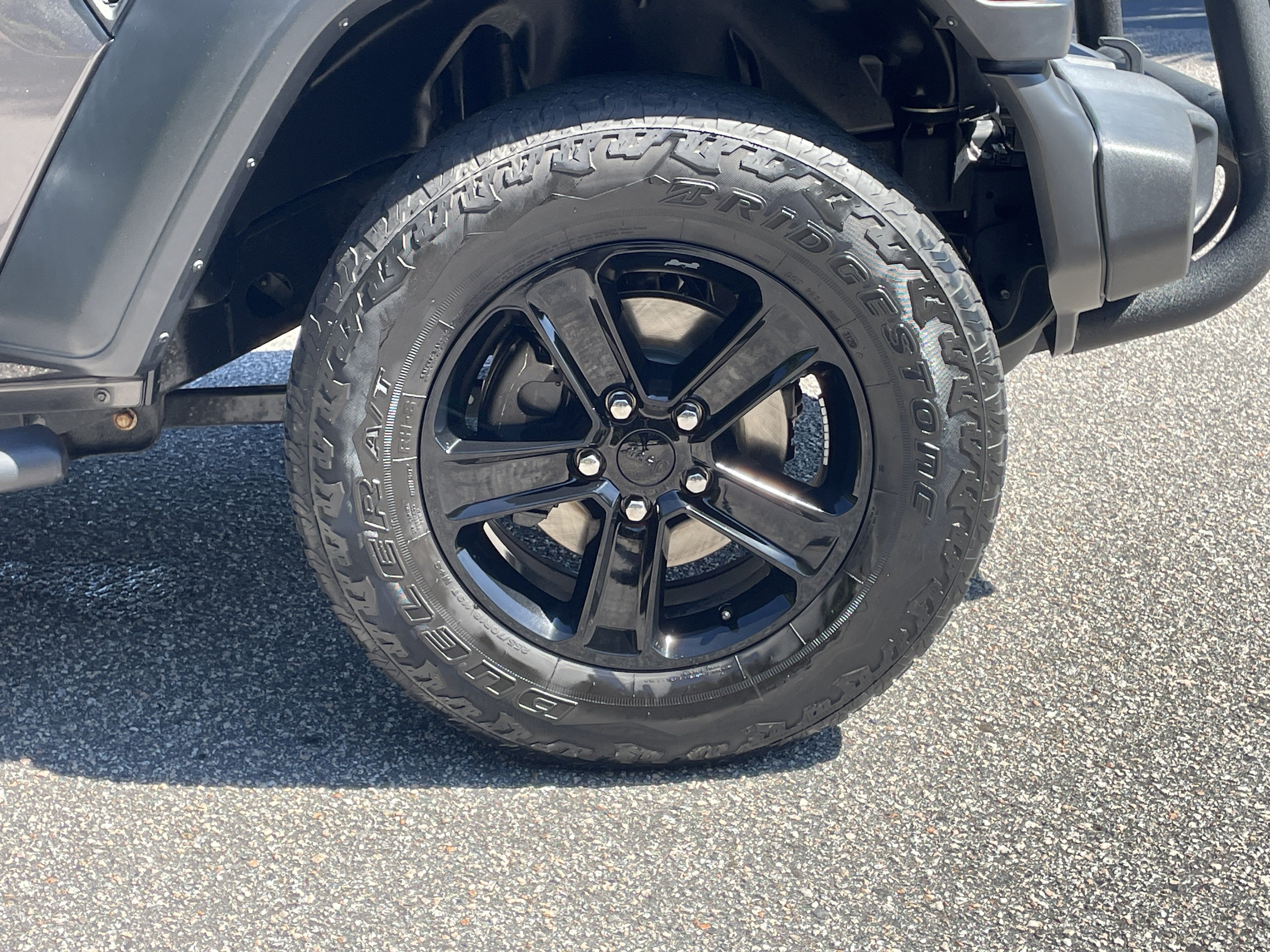 Used 2020 Jeep Wrangler Sport AWD/4WD image 12