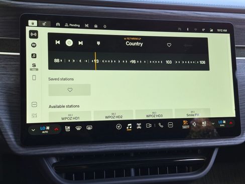 Used 2023 Rivian R1S Adventure AWD/4WD image 14