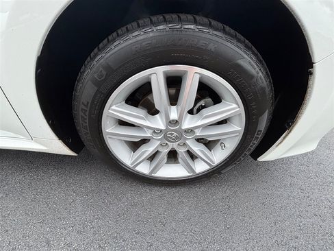Used 2014 Toyota Avalon XLE Premium FWD image 29