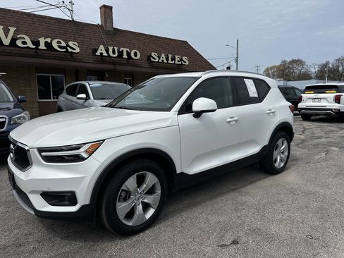 Used 2022 Volvo XC40 T5 Momentum AWD/4WD image 20