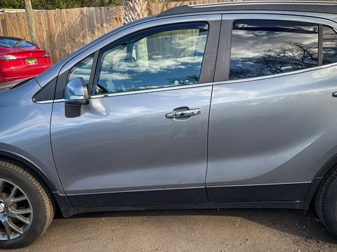 Used 2019 Buick Encore Sport Touring w/ Safety Package image 4