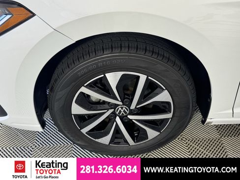 Used 2025 Volkswagen Jetta S FWD image 29