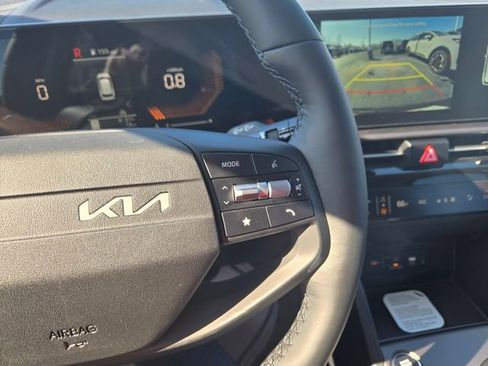 New 2026 Kia Sportage EX image 15