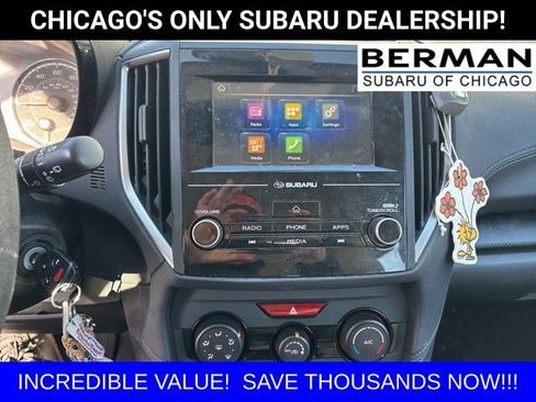 Used 2017 Subaru Impreza 2.0i image 3