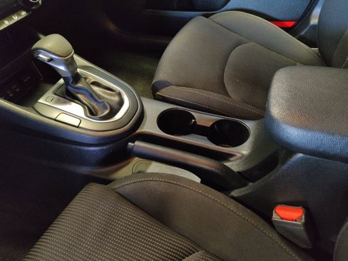 Used 2019 Kia Forte LXS FWD image 26