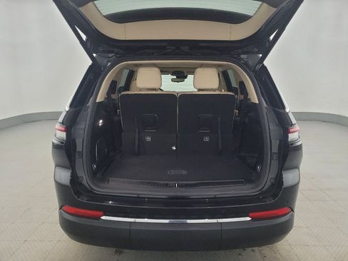 Used 2022 Jeep Grand Cherokee L Limited image 29