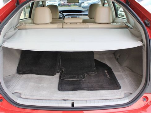 Used 2014 Toyota Prius Four FWD image 15