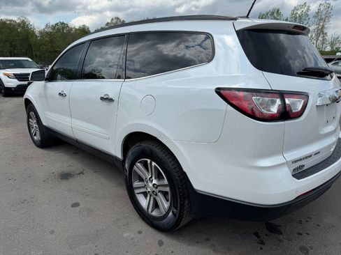 Used 2017 Chevrolet Traverse LT AWD/4WD image 10