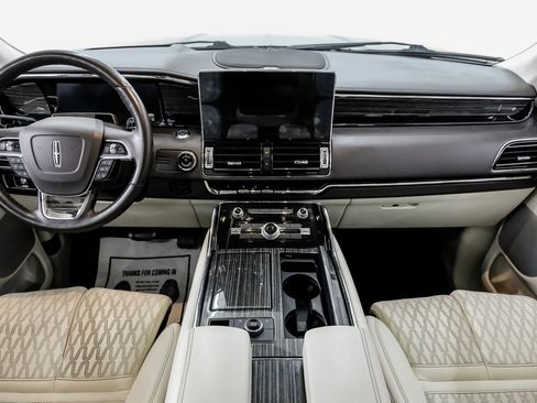 Used 2022 Lincoln Navigator Black Label image 20