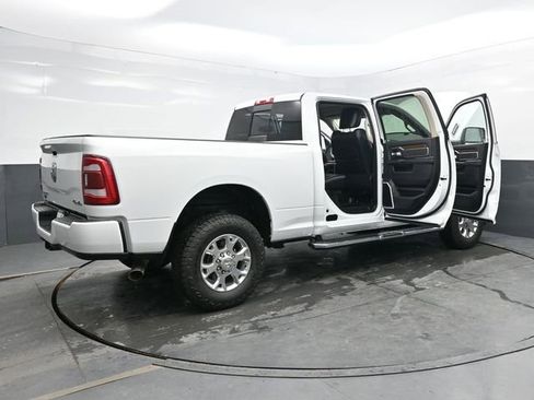 Used 2024 RAM 2500 Laramie AWD/4WD image 47