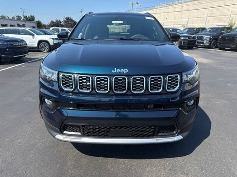 Used 2026 Jeep Compass Limited AWD/4WD image 2