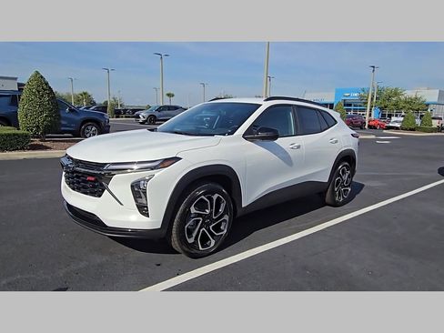 New 2026 Chevrolet Trax RS image 25