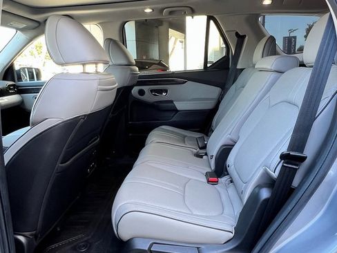 Used 2023 Honda Pilot Elite image 9