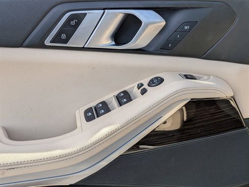 Used 2019 BMW X5 xDrive40i w/ Convenience Package image 13